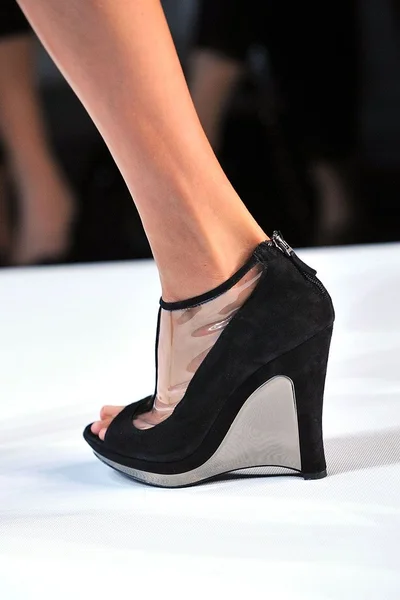 Look 32